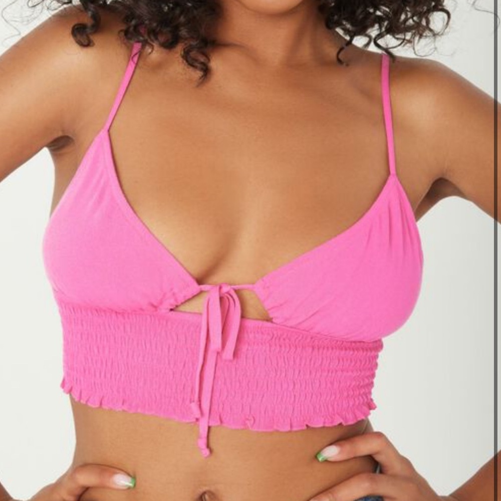 Garage Kyla keyhole cami crop top Med Barbie Festival Coachella Pink Rave